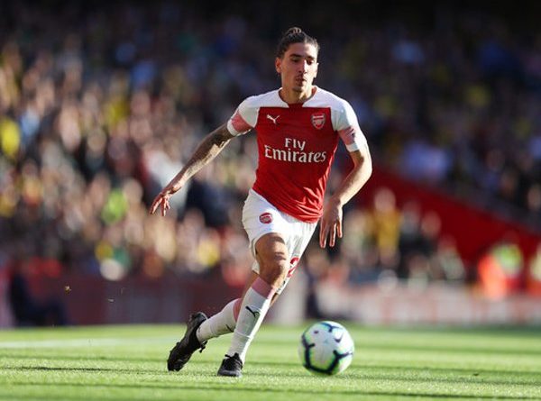 Alami Cedera, Emery Pastikan Bellerin Absen Beberapa Pekan