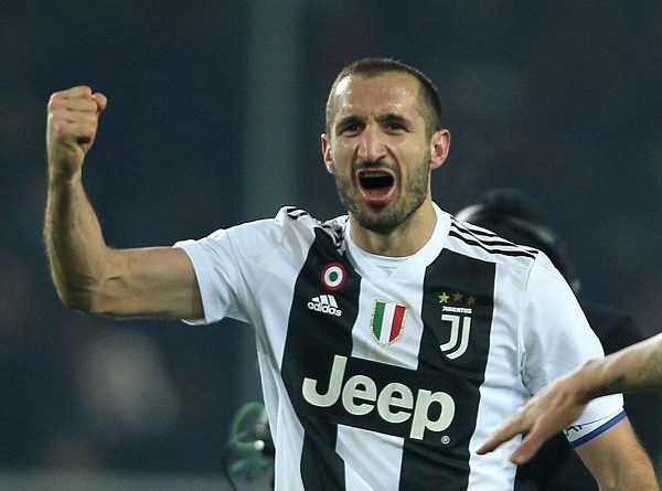 Allegri Bicara Soal Ban Kapten Chiellini dan Masa Depan Spinazzola