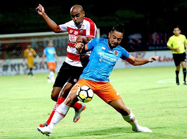 Centre Back MU Waspadai Sang Mantan Yang Kini Berseragam Perseru