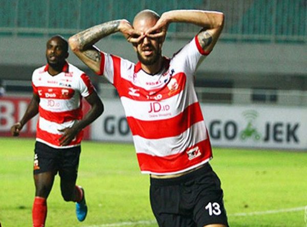 Dane Milovanovic Kembali Ke Pelukan MU