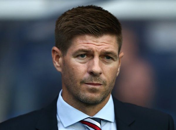 Diserang Banyak Kritik, Gerrard Bela Mourinho