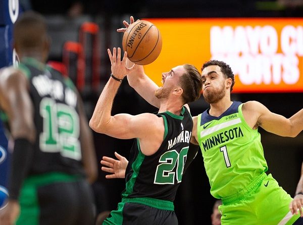 Gordon Hayward Impresif, Celtics Kalahkan Timberwolves