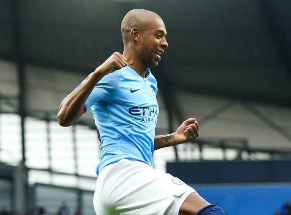 Guardiola Puji Dampak Besar Fernandinho Bagi Performa City