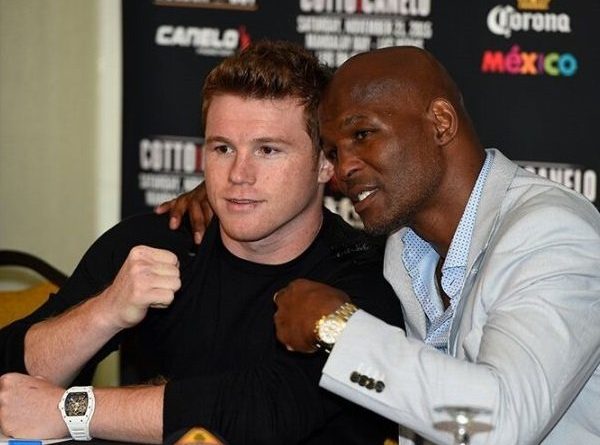 Hopkins: Charlo Pasti Berpikir Ulang untuk Hadapi Canelo