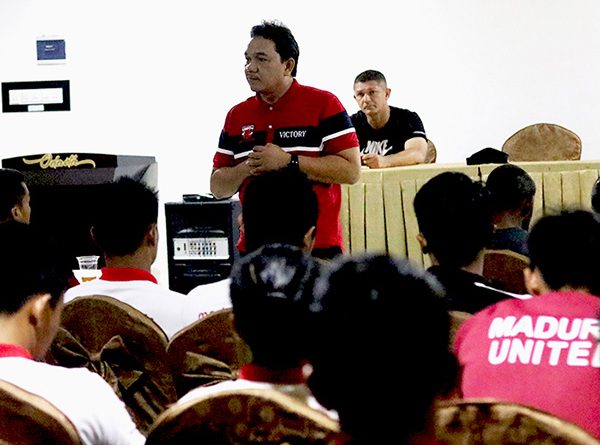 Liga 1 Berakhir, MU Resmi Bubarkan Tim Yang Ada