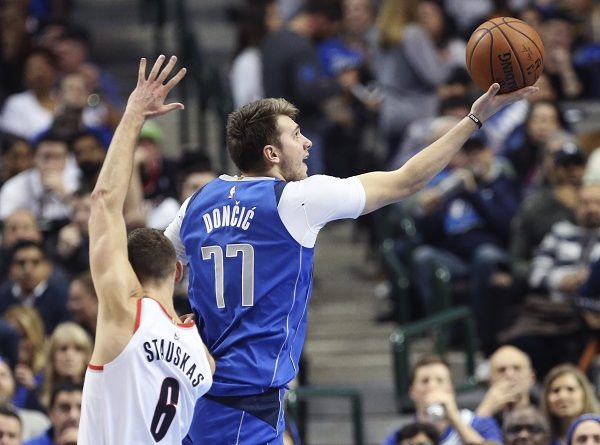 Luka Doncic Bawa Mavericks Benamkan Blazers