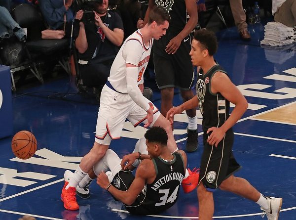 Merasa Diremehkan, Giannis Antetokounmpo Berencana Balas Dendam Kepada Mario Hezonja