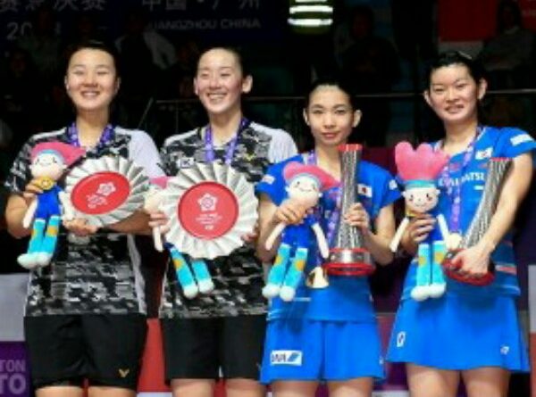 Misaki/Ayaka Juara Ganda Putri BWF World Tour Finals 2018
