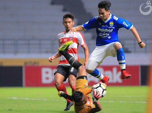 MU Perpanjang Kontrak Penjaga Gawang Mudanya