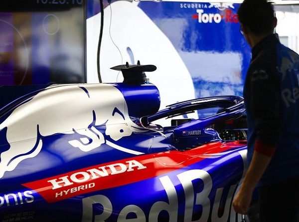 Pilih Beralih ke Honda, Toro Rosso Sempat Disebut Gila