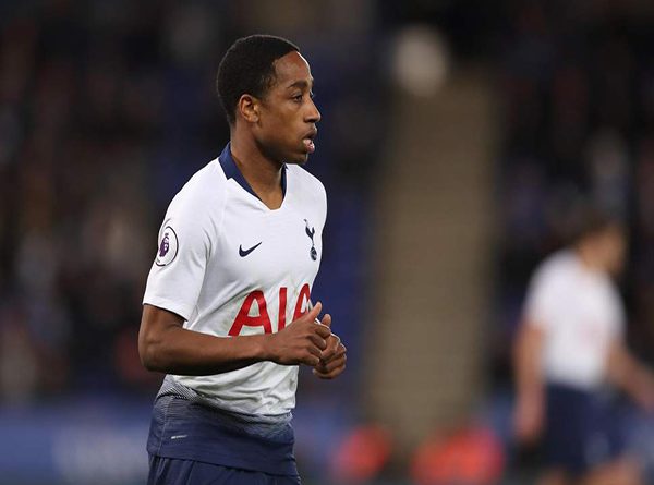 Pochettino Bersikeras Tak Akan Pinjamkan Walker-Peters Januari Nanti
