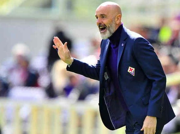 Posisi Pioli sebagai Pelatih Fiorentina Masih Aman