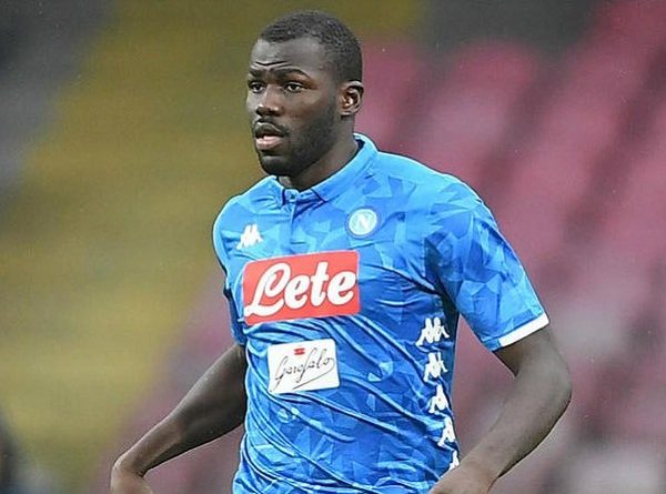 Presiden Napoli Peringatkan Manchester United Soal Koulibaly