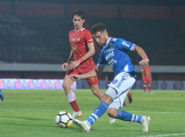 Terlibat Perseteruan Dengan Ezechiel, Bauman Angkat Bicara