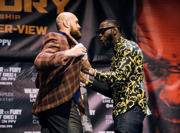 Diimbangi Wilder, Tyson Fury Klaim Pantas Jadi Pemenang