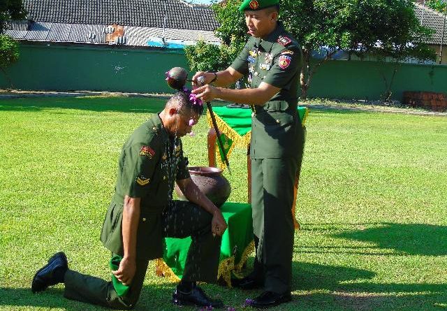 Dalam Upacara Tanggal 17 Dandim Solo Bacakan Amanat Panglima TNI