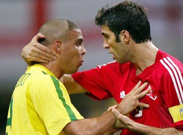 Hakan Sukur, Legenda Sepakbola Yang Saat Ini Jadi Sopir Untuk Menyambung Hidup