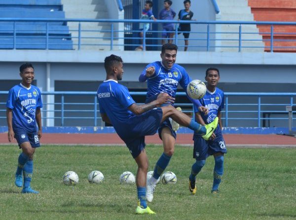 Fabiano Nilai Laga Kontra Persis Jadi Ujian Mental Pemain