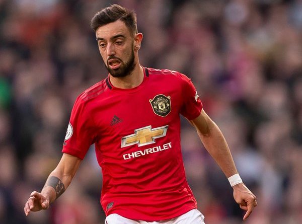 Carrick: Tak Adil Bandingkan Fernandes dengan Scholes!