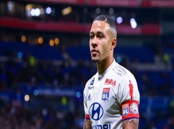 Kabar Baik Buat Milan, Memphis Depay Kemungkinan Besar Hengkang dari Lyon