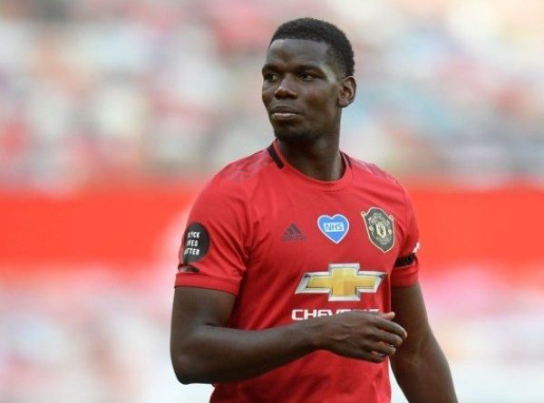 Phil Neville Yakin Paul Pogba akan Bertahan di Manchester United