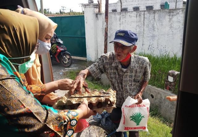 TP PKK Deli Serdang Peduli Covid-19, Terus Bagikan Paket Sembako