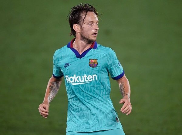 Barcelona Diskon Ivan Rakitic Setengah Harga, Sevilla Masih Tak Bergeming