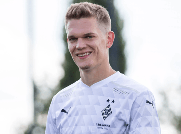 Diminati Chelsea, Bek Gladbach Ini Tegaskan Tak Tertarik