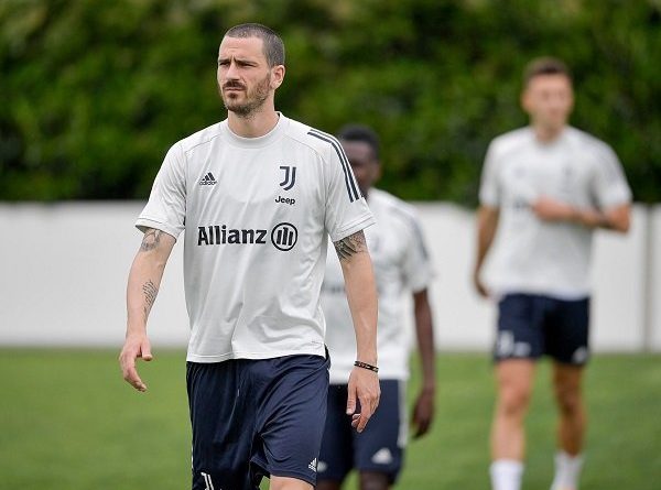 Leonardo Bonucci Kembali Tolak Pinangan dari Manchester City