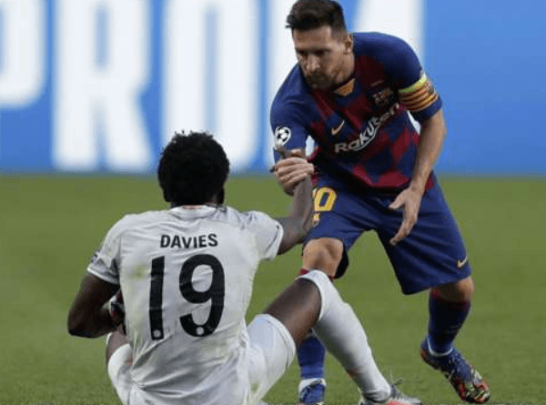 Masih Kecewa, Lionel Messi Tolak Berikan Jerseynya ke Alphonso Davies