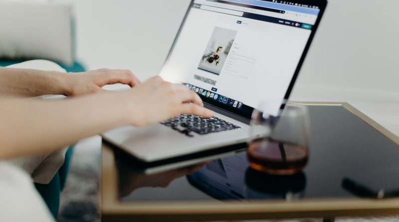 Cara Efektif Agar Bekerja dari Rumah Tetap Produktif