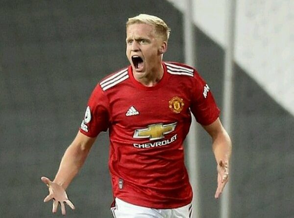 Ian Wright Nilai Donny van de Beek Lebih Cocok Main di Arsenal