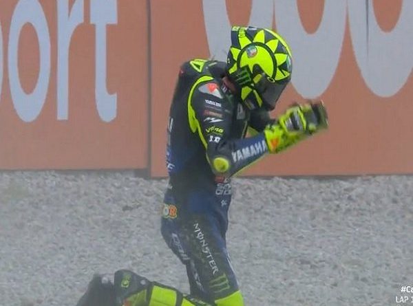 Performa Valentino Rossi Diprediksi Semakin Buruk di Musim Depan