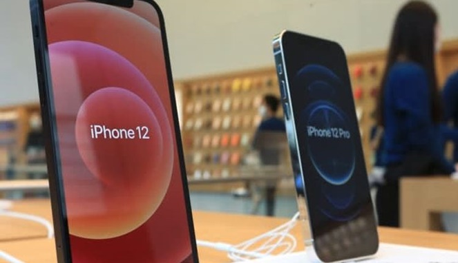 iPhone 12