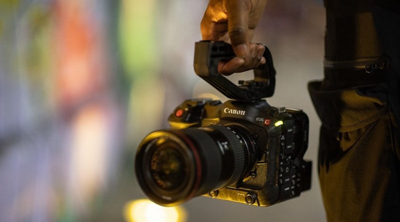 Canon EOS C70