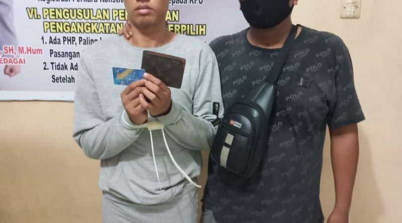 Hendra Diciduk Polsek Dolmas