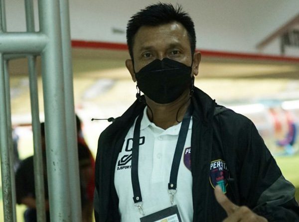 Persita Sudah Kebobolan 6 Gol, Widodo Akan Rekrut Bek Baru untuk Liga 1
