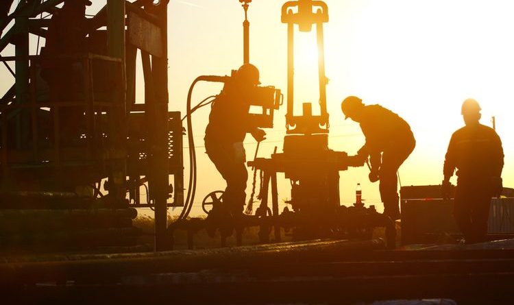 Minyak Naik Karena OPEC