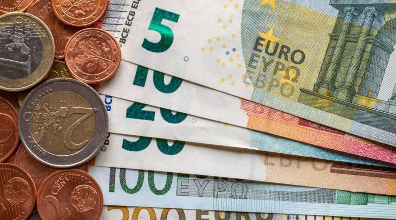 Eropa Masih Diserang Pandemi, EURUSD Turun Dari Tertinggi Bersama Aliran Risk Off