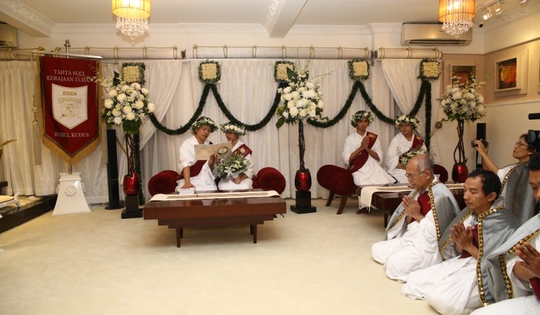 Lia Eden Meninggal Dunia