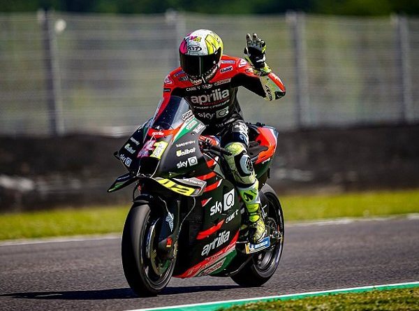 Aleix Espargaro Berharap Aprilia Segera Miliki Tim Satelit