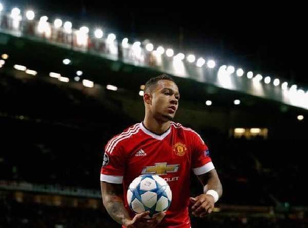 Patrick Vieira Jelaskan Kenapa Memphis Depay Gagal Di MU