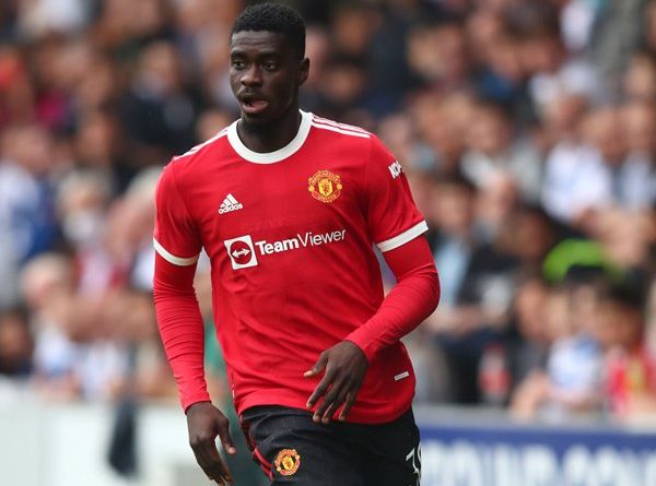 Raphael Varane Datang, Axel Tuanzebe Hengkang
