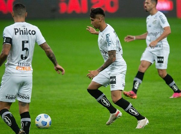 Sepakat Dengan Kaio Jorge, AC Milan Masih Maju-Mundur Dengan Santos