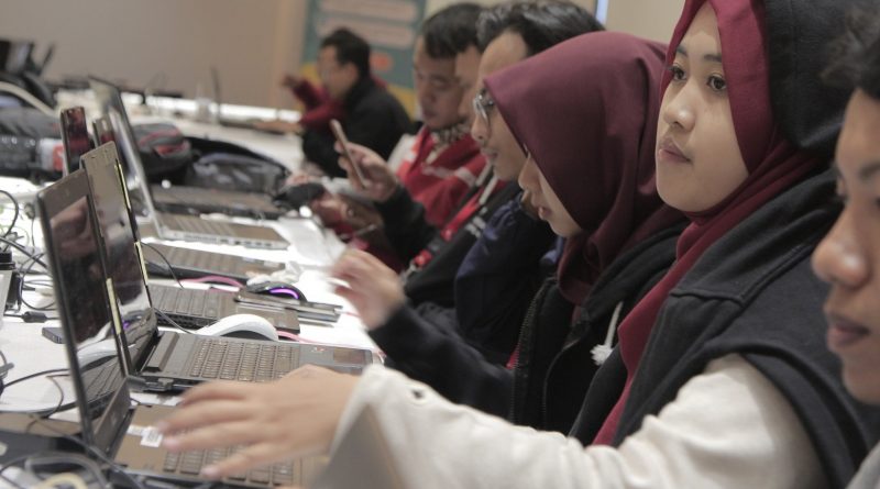 Lebih dari 1000 Perempuan Memasuki Tahapan Mentoring SheHacks 2021