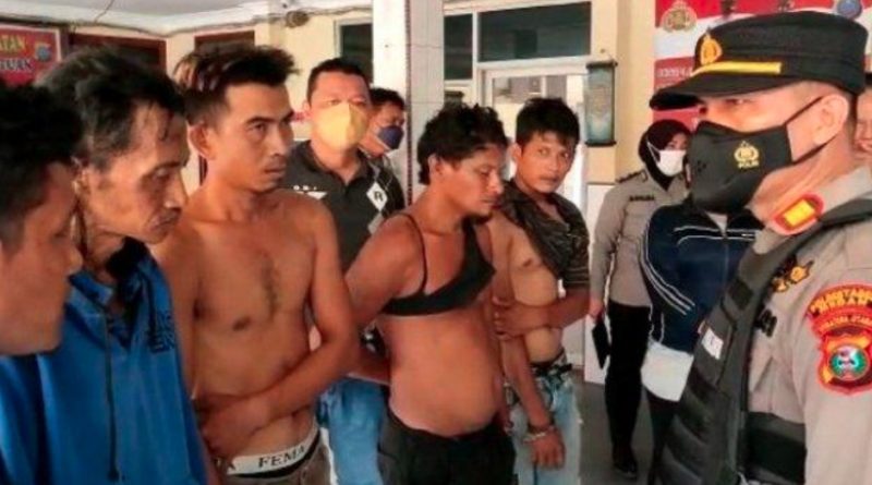 Polisi Lakukan Penggerebekan Kampung Narkoba di Pasar 7 Tembung Medan