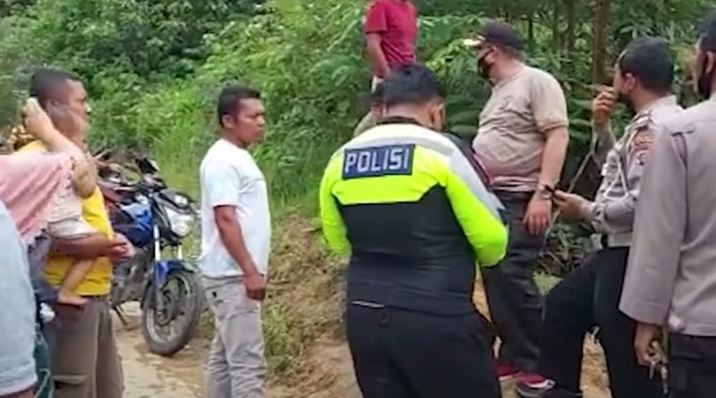 Mobil Travel Terjun ke Jurang Pakpak Bharat