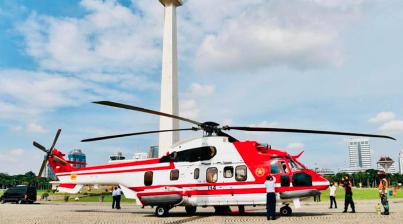 Jokowi Naik Super Puma ke Patimban