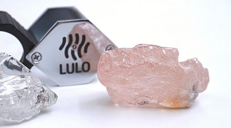 Penampakan Berlian Pink dari Afrika