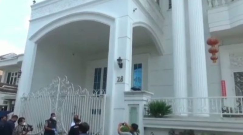 Polisi Geledah Rumah Bos Judi Online Terbesar di Sumut